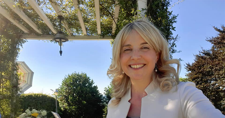 Paola MInussi Celebrant
