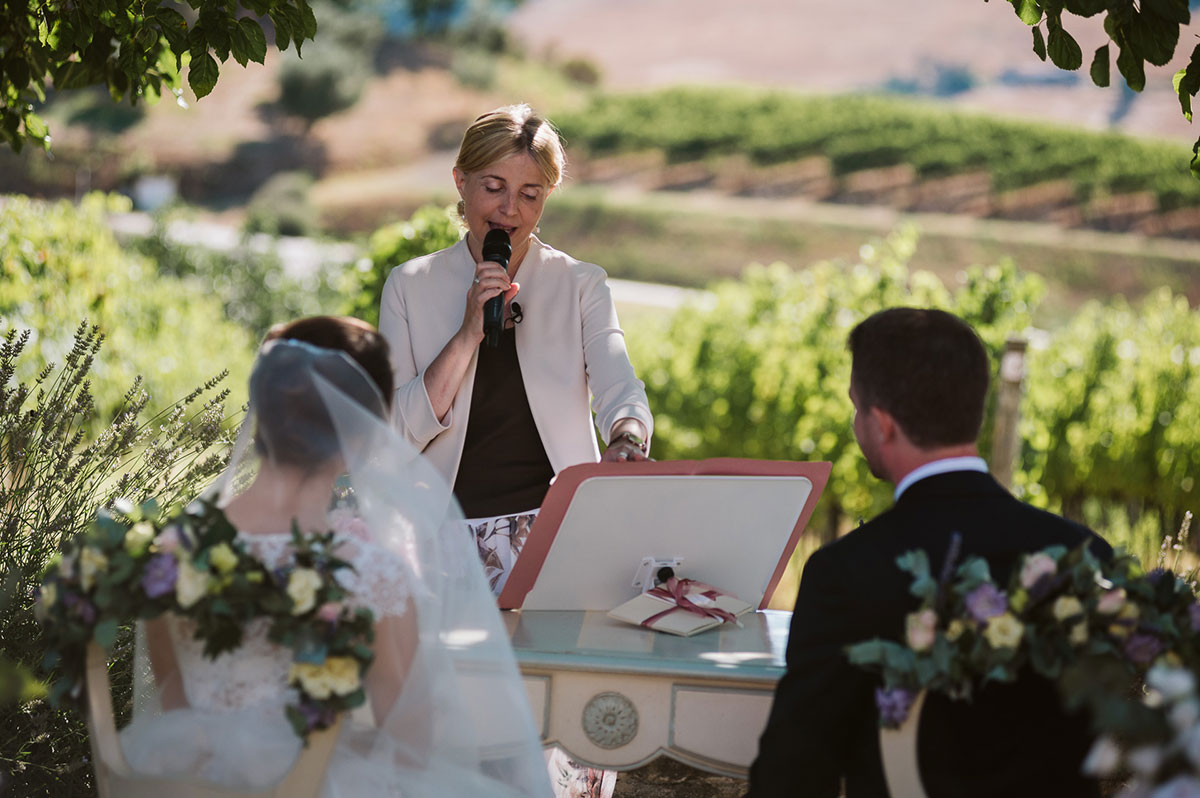 Paola Minussi celebrates a humanist wedding ceremony